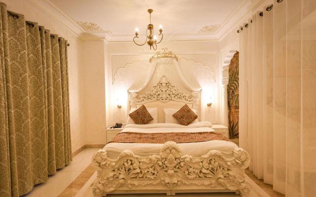 WelcomHeritage Traditional Haveli – Guest Rooms – Jaipur