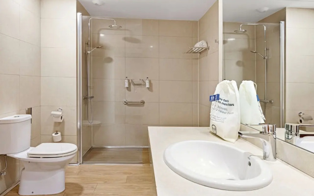 B&B Hotel Logroño Las Cañas