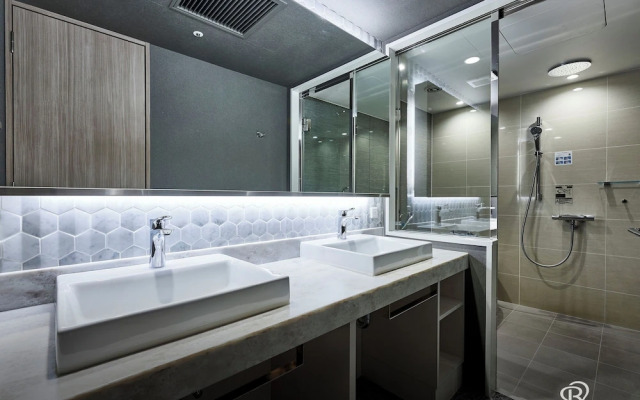 Daiwa Roynet Hotel Nishi Shinjuku PREMIER