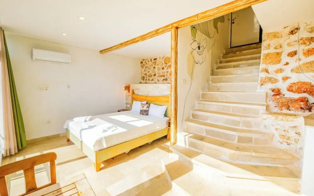 Mojo Boutique Hotel