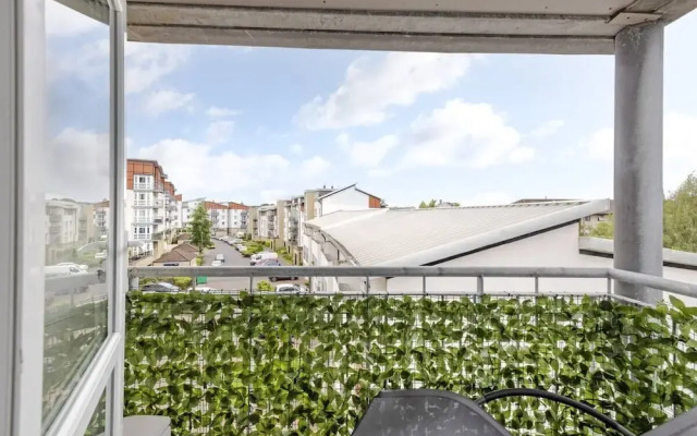 Elegant Flat with Balcony
