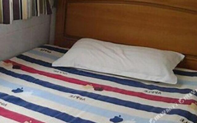 Shunjia Hostel