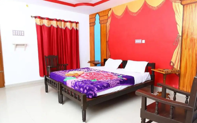 Royal House And Park