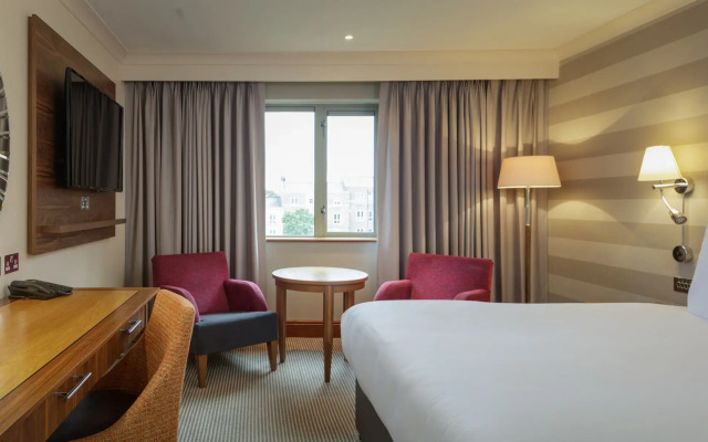 Отель The Cambridge Belfry