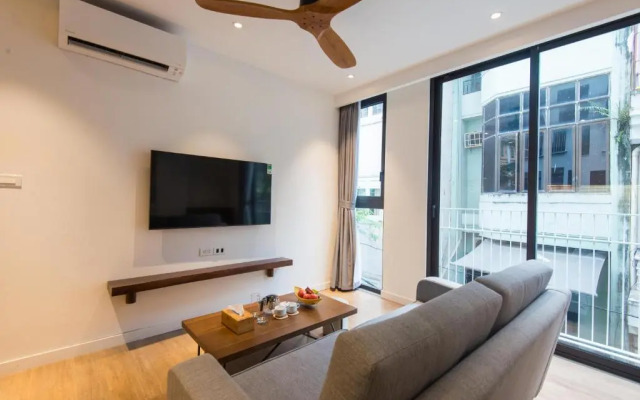 Sunny Home Apartment