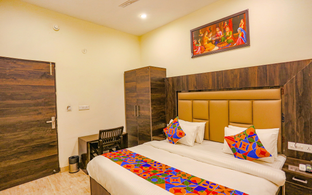 Fabhotel The Kiara
