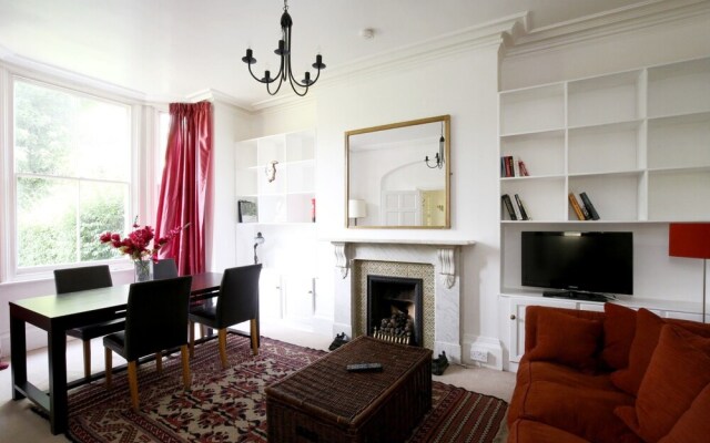 Charming, Victorian 2BR Flat in Oxford