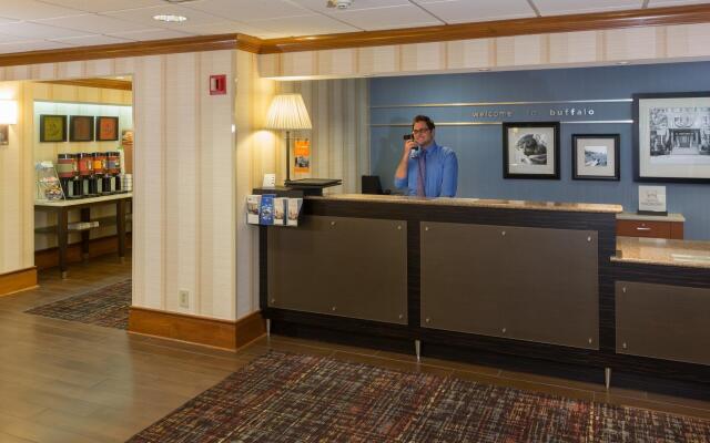 Hampton Inn Buffalo-Airport / Galleria Mall