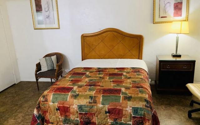 Pacheco Pass Motel