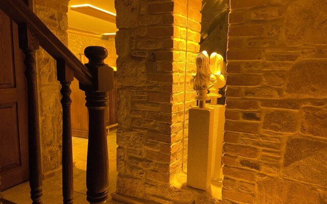 Dionysos 1789 Boutique Hotel