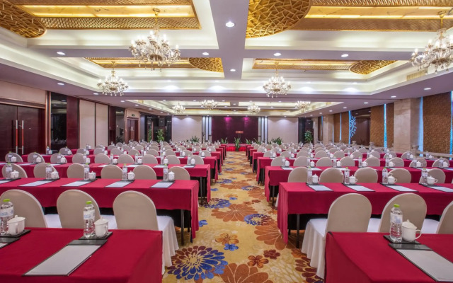 Crowne Plaza City Center Ningbo by IHG
