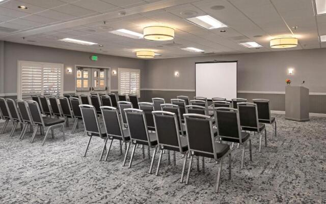 Seacliff Inn Aptos, Tapestry Collection by Hilton