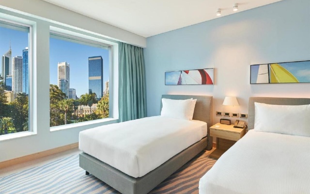 DoubleTree by Hilton Perth Waterfront