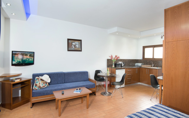 Loutsiana Hotel Apts