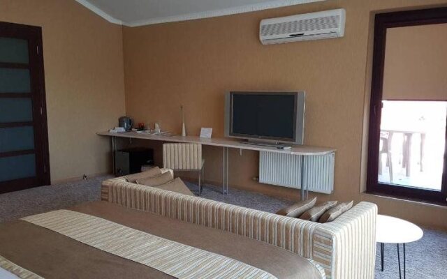 ZS Club Hotel