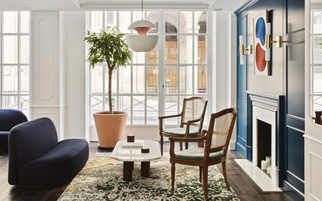 New Hotel Lafayette