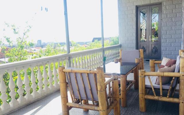AIA Apartment