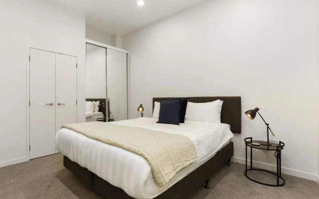 2 Bedrooms On Hobson Street With Carpark - By Urban Butler – Guest Rooms – Auckland