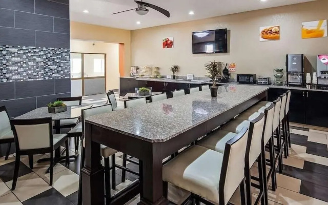 Red Lion Inn & Suites Blue Springs