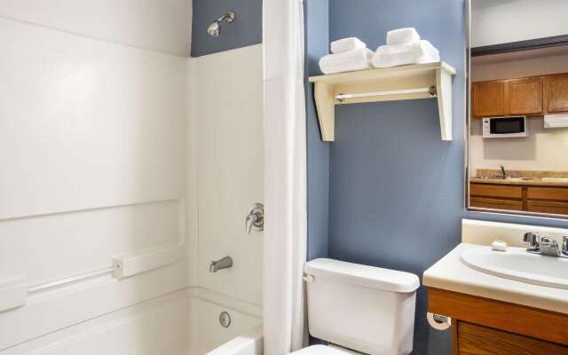 Extended Stay America Select Suites - Charleston - Ashley Phosphate Rd.