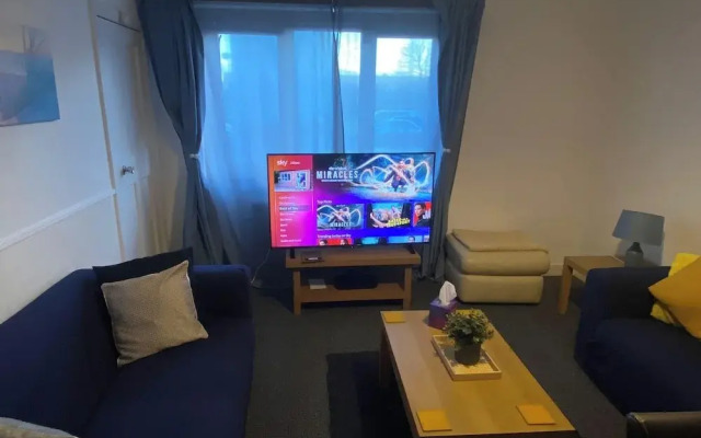 3br-sleeps6-parking-patio-nearcoast