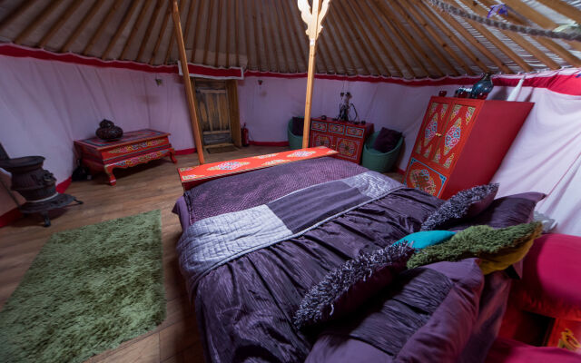 Lincoln Yurts