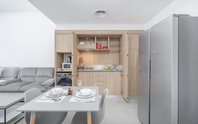 Heart-captivating Studio in Shamal Waves 2