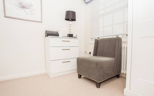 Luxury 2 Bed Mayfair Apartment