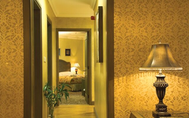 Plaza Athenee Hotel Kuwait