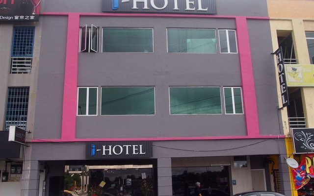 OYO 411 I-Hotel Johor Bahru
