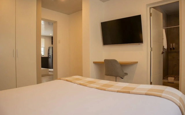 w Impressive 5BR w Terrace in Miraflores