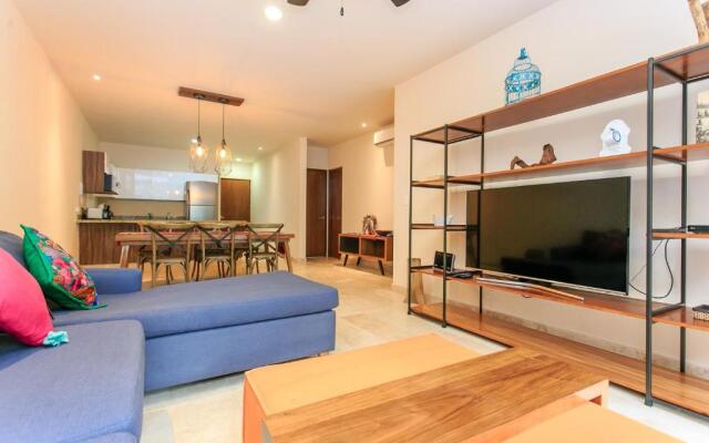 Swim Up Apartment P003