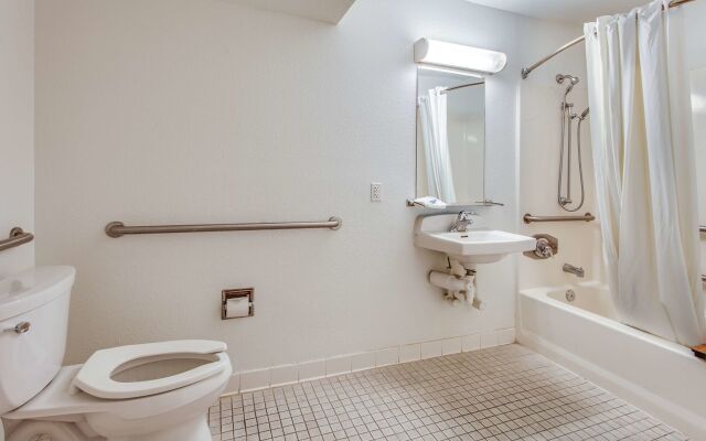 Motel 6 Vacaville, CA