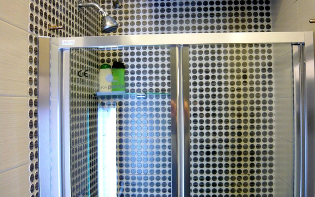 PET Apartments