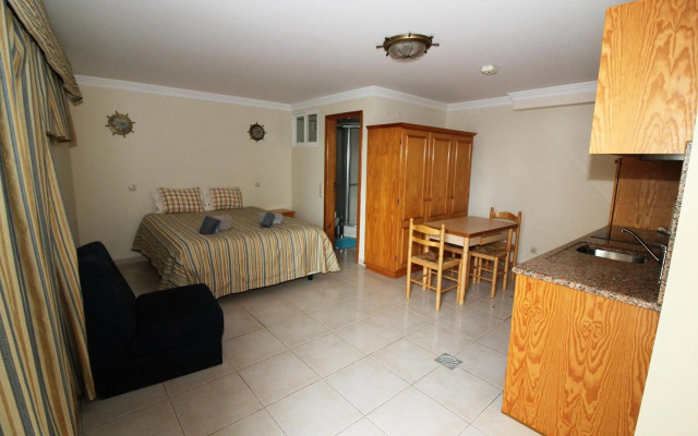 Waves Studio - Albufeira