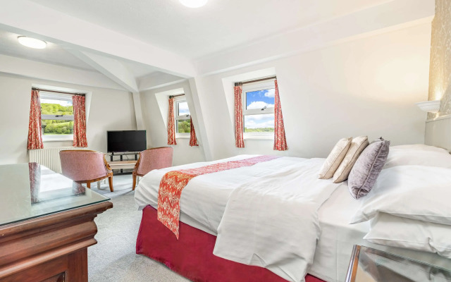 Best Western Limpley Stoke Hotel