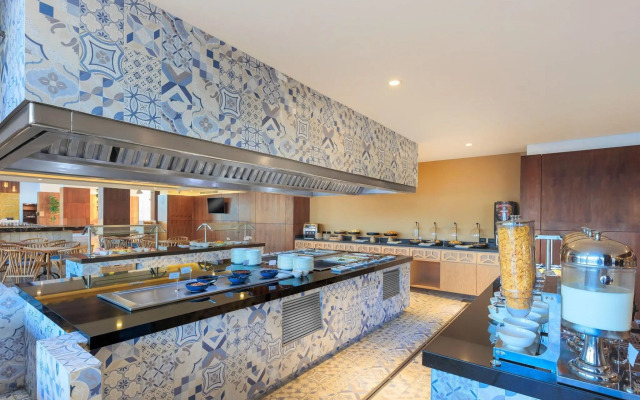 Courtyard By Marriott Mazatlan Beach Resort