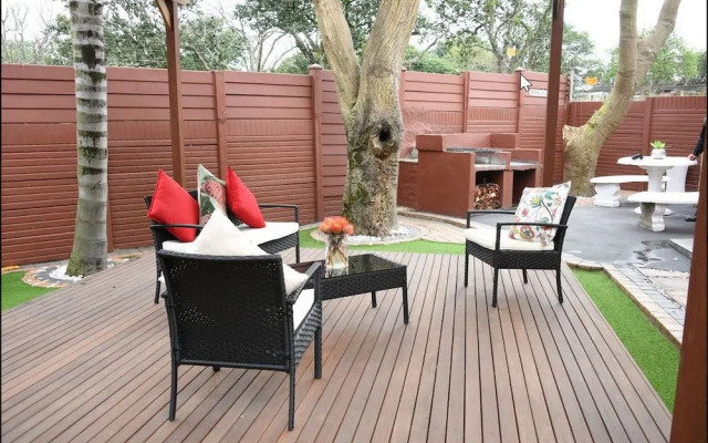 Umqhele Bed  Breakfast