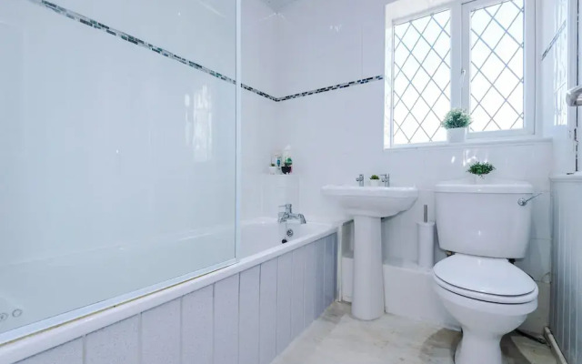 Comfortable Stay - Royd Croft