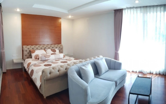 ViVi Avenue Thonglor