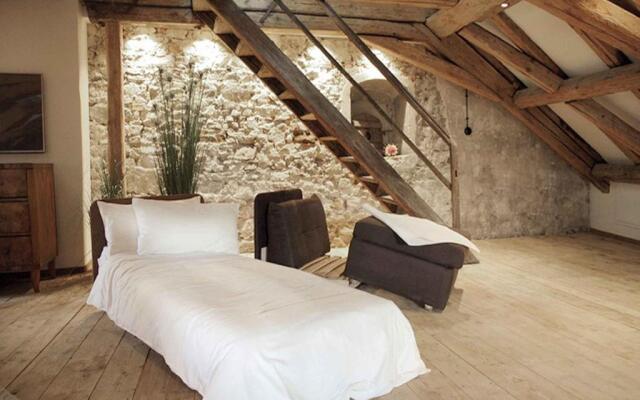 Loft 1728