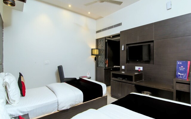 Capital O 28615 Hotel Crossroad