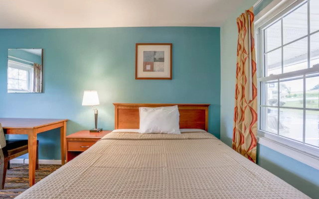 Relax Inn By OYO Natural Bridge I-81