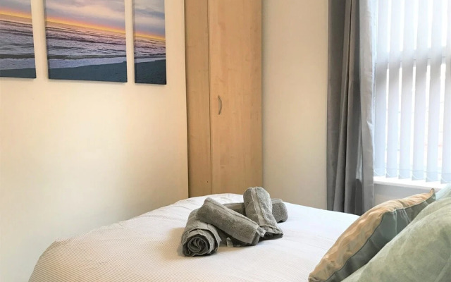 Central Wigan Welcoming Townhouse Sleeps up to 6