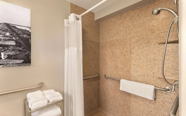 DoubleTree by Hilton Providence Airport Warwick