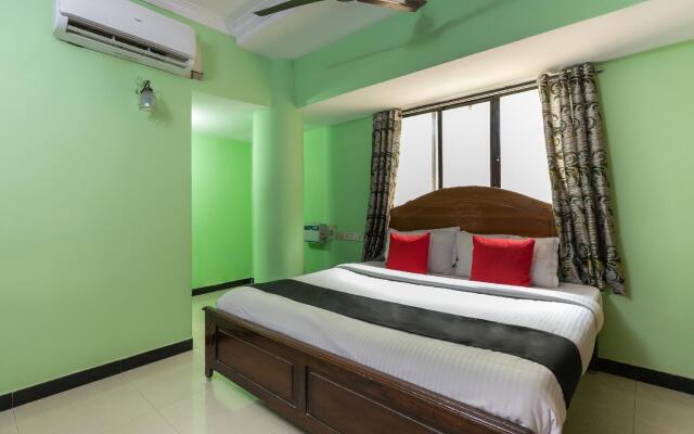 Capital O 28343 Madurai Velnachiyar Guest House