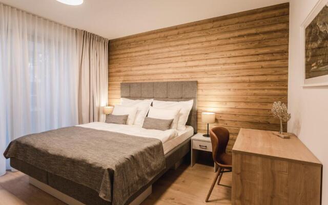 Arietes Marmont Resort