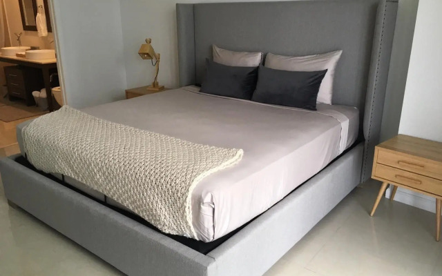 Icon Apartment
