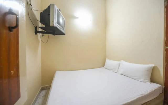 Harini Lodge by OYO Rooms