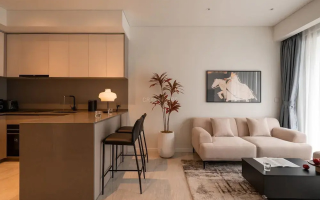 CR Concept Metropole High-end Apartment